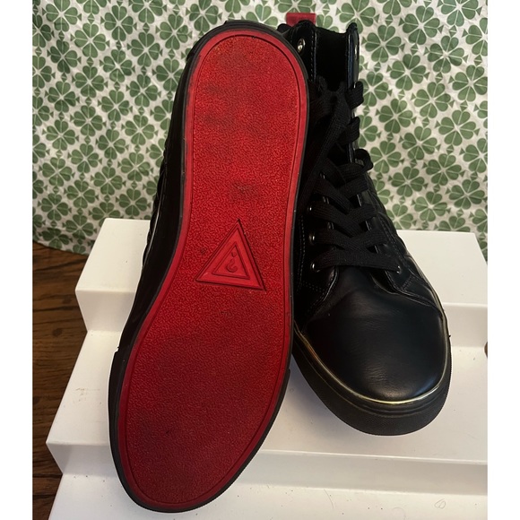 Guess Mens High Top Sneakers W/ Black Faux Leather!! - Picture 2 of 14